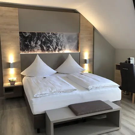 호텔 Traumblick 3*