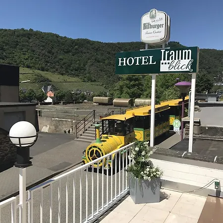 Hotel Traumblick 3*
