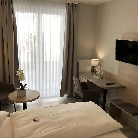 Hotel Traumblick 3*