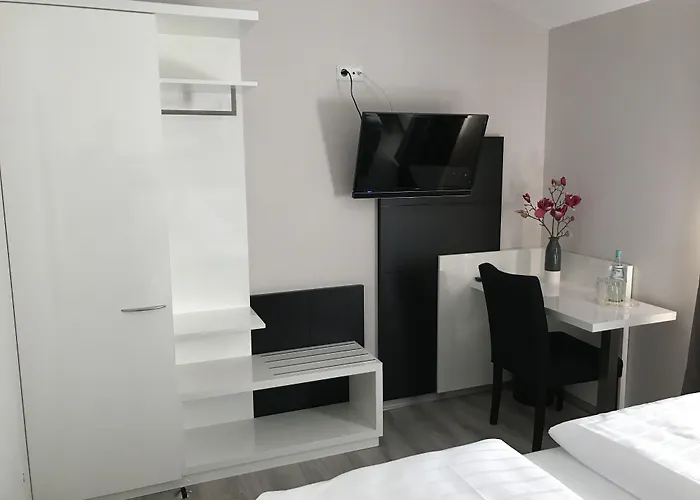Hotel Traumblick 3*